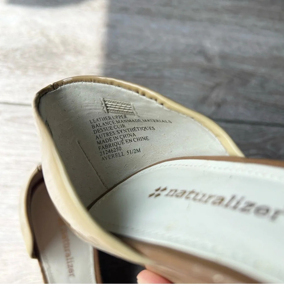 Naturalizer Ombre Beige Patent  Leather Wedge Heel Open Toe Pump - Picture 10 of 13